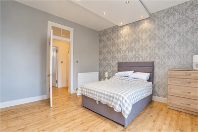 Flat 2R, 13 Charles Street, Largs, KA30 8HJ - image 9
