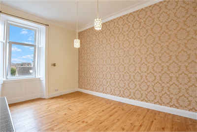 Flat 2R, 13 Charles Street, Largs, KA30 8HJ - image 10