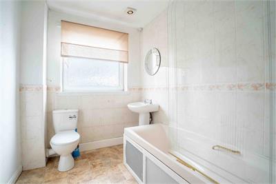28A (Top Floor), Frazer Street, Largs, KA30 9HP - image 9