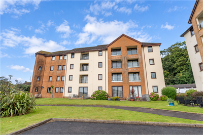50 Underbank, Largs, KA30 8SS - image 1