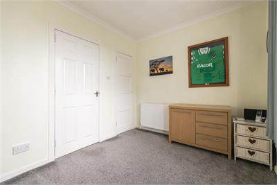 6 Hawthornden Avenue, Bonnyrigg, EH19 2JP - image 12