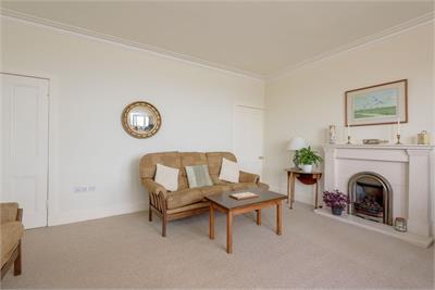 4 Lorne Square, North Berwick, EH39 4HU - image 6