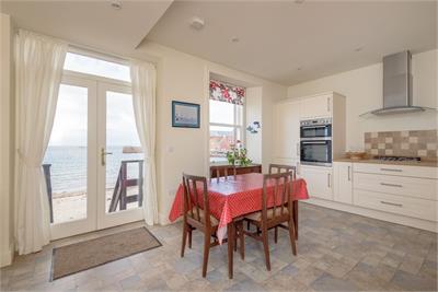 4 Lorne Square, North Berwick, EH39 4HU - image 7