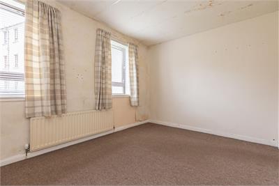 18/2 Loganlea Avenue, Edinburgh, EH7 6NY - image 13