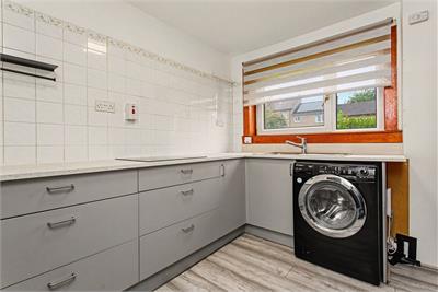 1/1 108 Brediland Road, Paisley, PA2 0HH - image 5
