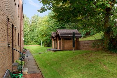 40 Thornly Park Gardens, Paisley, PA2 7RF - image 12