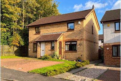105 Castle Gardens, Paisley, PA2 9RA - image 1
