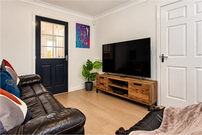 30 Craigmuir Drive, Bishopton, PA7 5GD - image 2