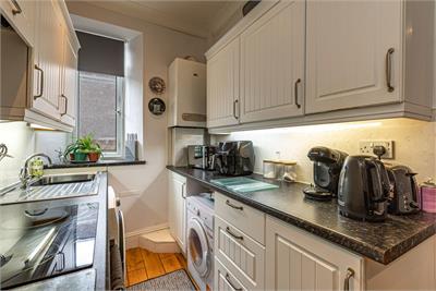 78A High Street, Hawick, TD9 9HR - image 6