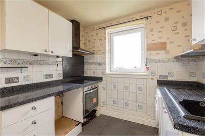 Flat 5, 35 West Pilton Drive, Edinburgh, EH4 4EY - image 4