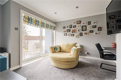 7/3 Ransome Gardens, Edinburgh, EH4 7ET - image 4