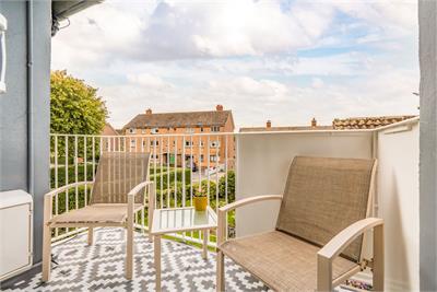 7/3 Ransome Gardens, Edinburgh, EH4 7ET - image 5