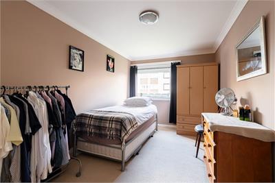 16/1 Calder Grove, Edinburgh, EH11 4LY - image 8