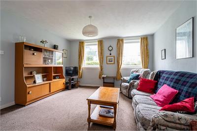 6/2 Glenogle Road, Edinburgh EH3 5HW - image 2