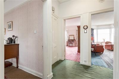 122/2 Charterhall Road, Edinburgh, EH9 3HW - image 12