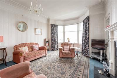 122/2 Charterhall Road, Edinburgh, EH9 3HW - image 3