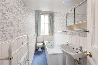 122/2 Charterhall Road, Edinburgh, EH9 3HW - image 10