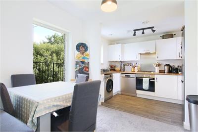 2/5 Tertaglia Street, Sighthill, Edinburgh, EH11 4FQ - image 5