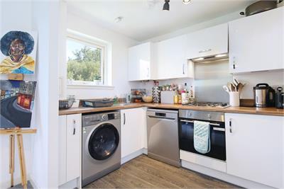 2/5 Tertaglia Street, Sighthill, Edinburgh, EH11 4FQ - image 6