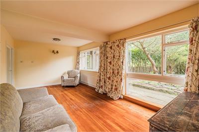 9 Fox Covert Grove, Edinburgh, EH12 6UJ - image 3