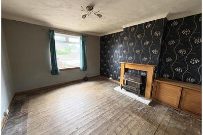 9 Girdle Toll, Girdle Toll, Irvine, KA11 1AW - image 2