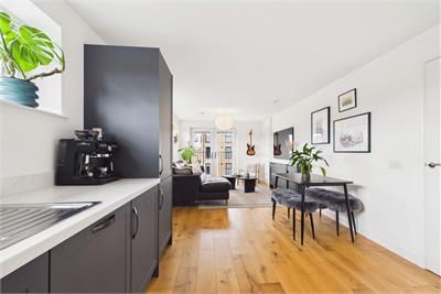 20/11 Margaret Thomson Crescent, Leith, Edinburgh, EH6 7FD - image 6