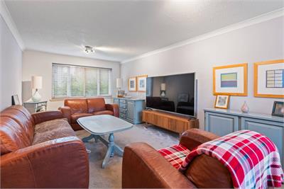 66 Netherbank, Liberton, Edinburgh, EH16 6YR - image 2