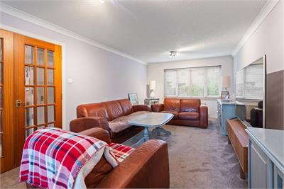 66 Netherbank, Liberton, Edinburgh, EH16 6YR - image 3