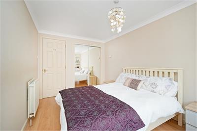Flat 3, 32 Meadow Place Road, Edinburgh, EH12 7RY - image 10