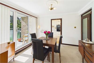 Flat 4, 13 South Oswald Road, Edinburgh, EH9 2HQ - image 5