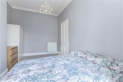 4/5 Craigcrook Place, Blackhall, Edinburgh, EH4 3NG - image 9