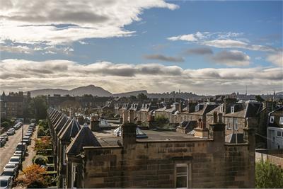 8/2 Summerside Place, Edinburgh, EH6 4PA - image 6