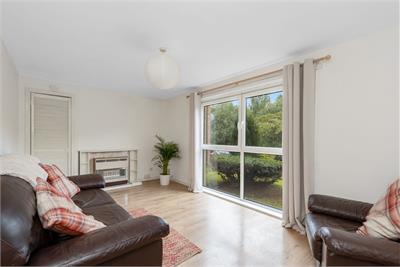 21 Lasswade Grove, Gilmerton, Edinburgh, EH17 8HX - image 2
