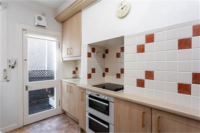 32 Craiglockhart Dell Road, Edinburgh, EH14 1JP - image 6