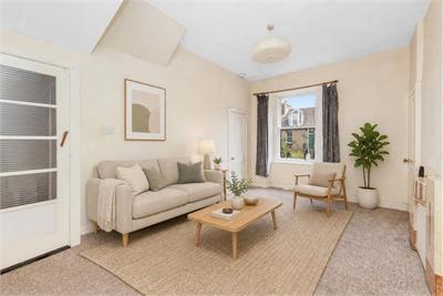 16 Maryfield, Abbeyhill, Edinburgh, EH7 5AS - image 2