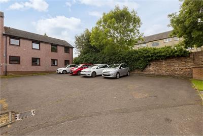 15 Meadowfield Court, Willowbrae, EH8 7NA - image 13