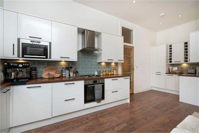 7/4 Comiston Road, Morningside, Edinburgh, EH10 6AA - image 6