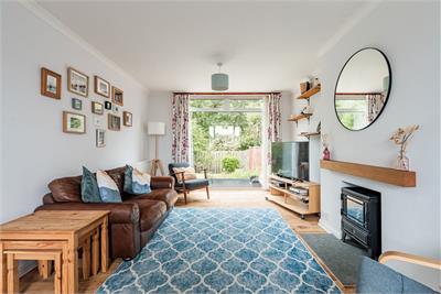 7 Duddingston Loan, Edinburgh, EH15 1SN - image 2