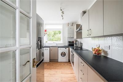 7 Duddingston Loan, Edinburgh, EH15 1SN - image 4