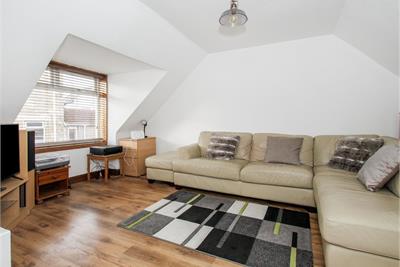 119 Main Street, Crossgates, Cowdenbeath, KY4 8DA - image 2