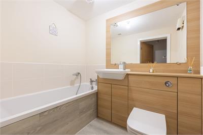 126 Eagles View, Livingston, EH54 8AJ - image 7