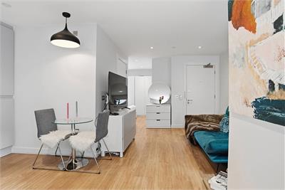 Flat 19, 29 King's Stables Road, EH1 2AP - image 3