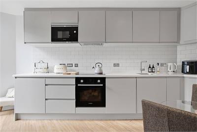Flat 19, 29 King's Stables Road, EH1 2AP - image 4