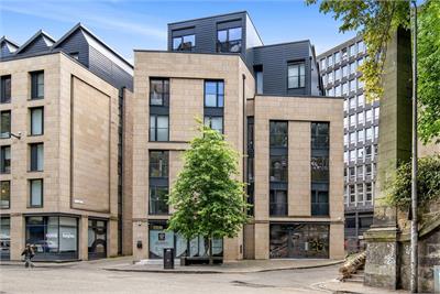 Flat 19, 29 King's Stables Road, EH1 2AP - image 1