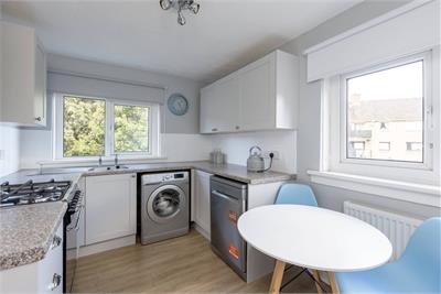 32/7 Hoseason Gardens, Edinburgh, EH4 7HB - image 6