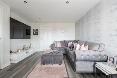 23 Limefield Gardens, Gorebridge, EH23 4RT - image 3