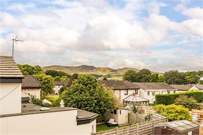 18 Buckstone Circle, Edinburgh, EH10 6XB - image 11