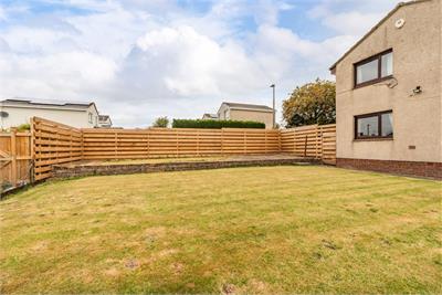 18 Buckstone Circle, Edinburgh, EH10 6XB - image 12