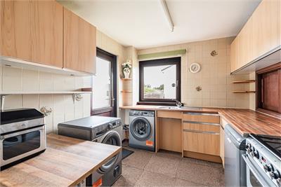 18 Buckstone Circle, Edinburgh, EH10 6XB - image 5