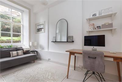 Pf1, 10 Murrayfield Place, Edinburgh, EH12 6AA - image 13